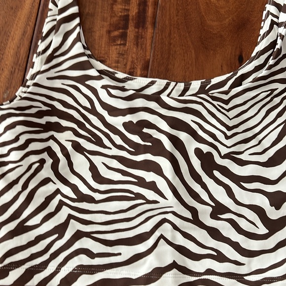 ALL ACCESS cram and brown zebra print sports Bra size Small - Picture 2 of 3
